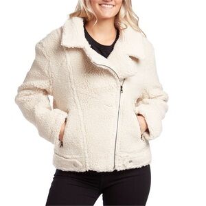 ASTR THE LABEL Beige Oversized Brooklyn Teddy Moto